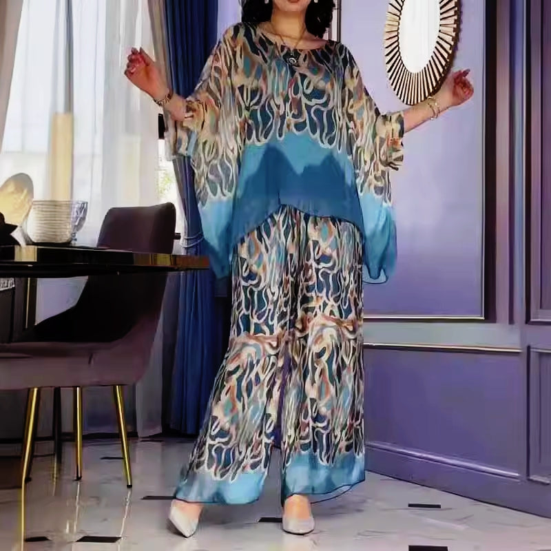 Flowy Abstract Ensemble by Lynette